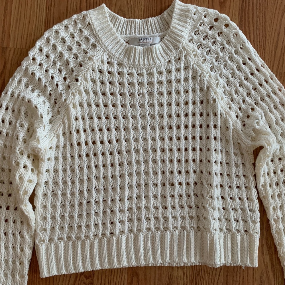 NWOT Open Knit Spring Sweater